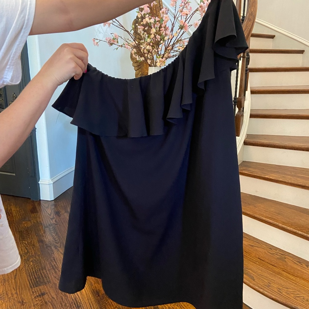 Black one-shoulder dress